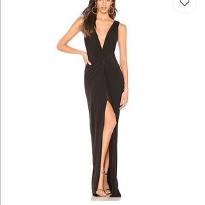 Leo Gown in Black
